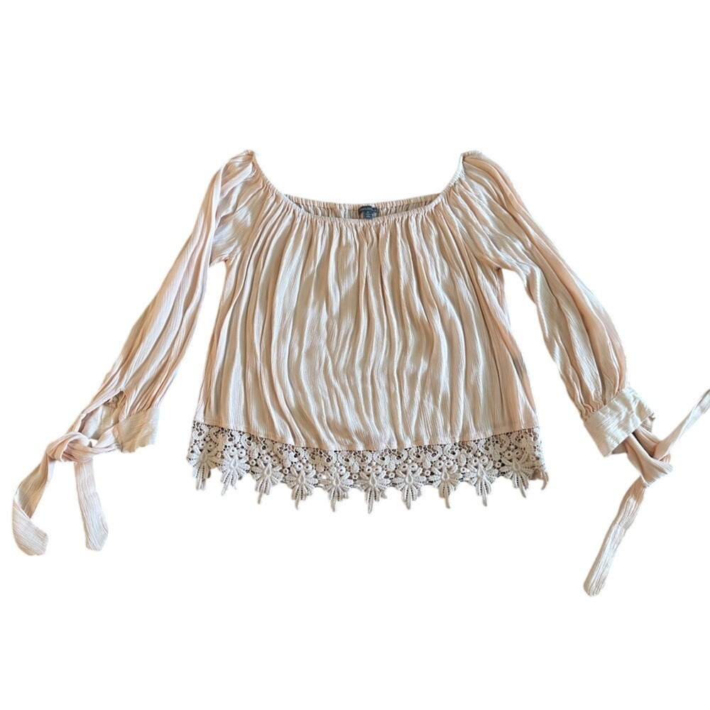 Boho Off The‎ Shoulder Crochet Top - M
